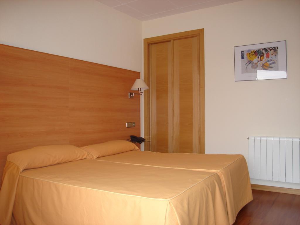Hotel Europa Villacanas Pokoj fotografie